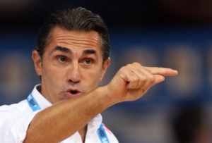 Скариоло: "Словения — опасный соперник" Главный тренер сборной Испании поделился своими переживаниями перед четвертьфиналом Евробаскета.