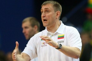 Кемзура: "Мы очень расстроены, но чемпионат продолжается" Главный тренер сборной Литвы был разбит после поражения от Македонии. 