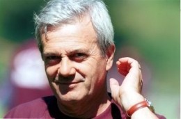 Симони критикует решение Интера Экс-тренер нерадзурри считает, что руководство зря уволило Джан Пьеро Гасперини.