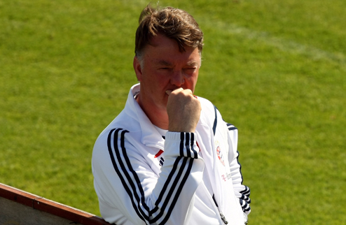 Ван Гаал может возглавить Гамбург Экс-тренер Баварии ведет переговоры с руководством Красноштанников.