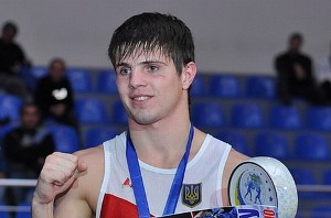 Хитров добыл еще одно золото для Украины Евгений Хитров в финале победил японца Мурату.