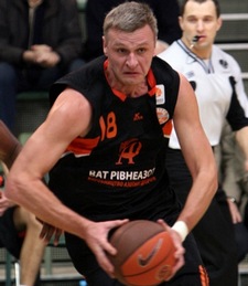 Полторацкий нашел себе новый клуб Ветеран украинского баскетбола продолжит карьеру в родном для себя Кременчуге.