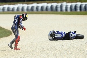 MotoGP. Лоренсо пропустит Гран-при Малайзии Хорхе восстанавливается после травмы пальца.