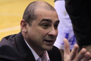Чигринов: "Возможно, будем искать замену Фрейзеру" Главный тренер Днепр-Азот не отметает возможность кадровых перестановок в своей команде. 
