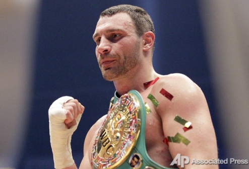 Виталий Кличко завершает карьеру Знаменитый украинский боксер сказал, что он недолго будет оставаться на ринге.
