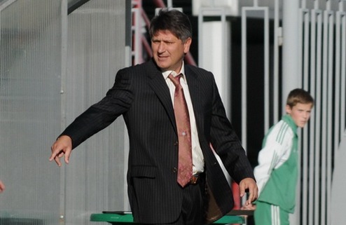 Ковалец покидает Оболонь Сегодня подоспела третья тренерская отставка сезона. 