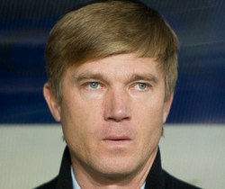 Максимов: "Если мы выиграли, значит были сильнее" Главный тренер Кривбасса похвалил своих подопечных за самоотдачу. 