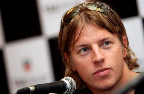 Официально: Кими Райкконен — пилот Лотус-Рено Контракт с финским гонщиком рассчитан на два года.
