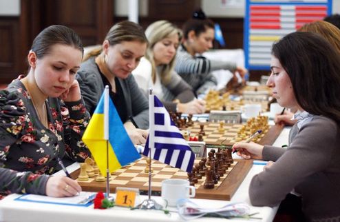 Шахматы. Украина выиграла у Греции Украинки одержали первую победу на командном чемпионате Европы.