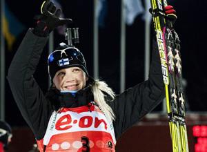 Биатлон. Макарайнен: "2011 год стал самым успешным для меня" Финская биатлонистка поздравила своих поклонников с новогодними праздниками.