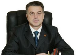 Лавренко: "Надо покончить с валидолом во время матча" Президент Александрии представил нового тренера команды и дал установку на заключительную часть че...