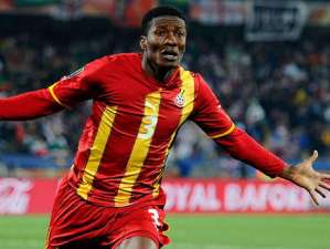 Гьян приступил к тренировкам Нападающий сборной Ганы ускоренными темпами восстанавливается после травмы.
