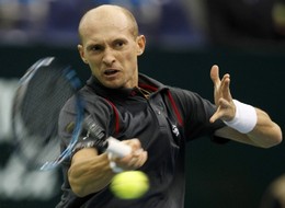 Давыденко не думает о завершении карьеры Российский теннисист Николай Давыденко намерен продолжать играть, невзирая на не слишком удачные результаты.