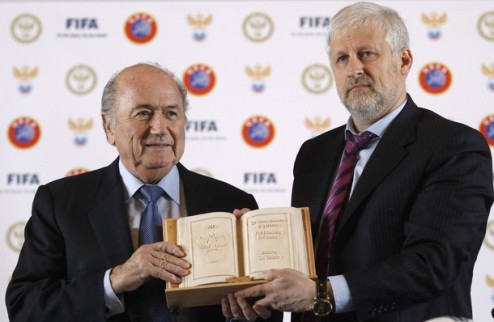Блаттер: "Россия лучше готова к чемпионату мира, чем Бразилия" Президент ФИФА недоволен темпами подготовки к чемпионату мира 2014 года.