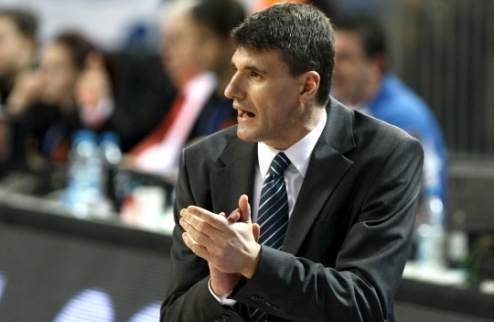 Лищук получил нового тренера Валенсию возглавил Велимир Перасович.