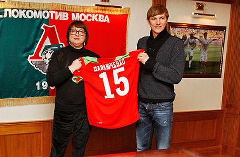 Официально: Локомотив подписал Павлюченко Форвард сборной России окончательно вернулся на родину.