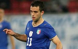Росси: "Хочу сыграть на Евро-2012" Форвард Вильярреала и сборной Италии надеется убедить Чезаре Пранделли в своей состоятельности.