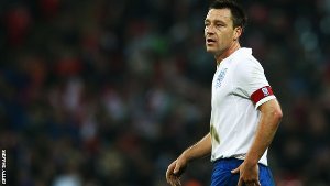 Терри не покинет сборную Англии Защитник не думает о завершении международной карьеры, несмотря на потерю капитанской повязки.