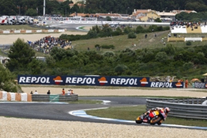 MotoGP. Гонка в Эшториле состоится Португалия таки примет этап королевского класса мотогонок.
