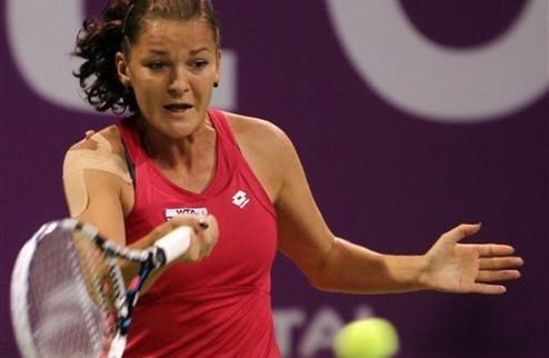 Доха (WTA). Бартоли с трудом прошла Шафаржову, Радваньска смела МакХэйл На турнире в Катаре определились все участницы полуфинальных матчей.