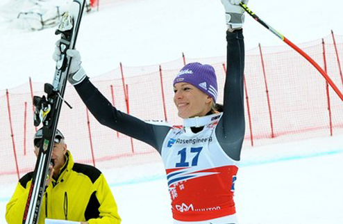 Горные лыжи. Еще одна победа в копилке Хефль-Риш На этапе Кубка мира по горнолыжному спорту в российском Сочи в скоростном спуске выиграла немка.
