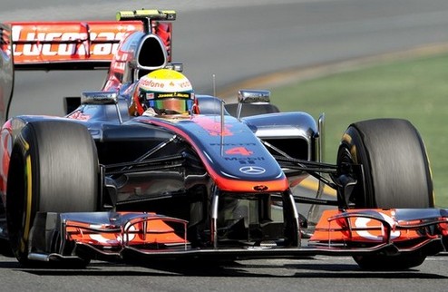 Формула-1. Гран-при Австралии. Поул Хэмилтона, неудачи Райкконена и Алонсо Льюис Хэмилтон выиграл первую квалификацию сезона.