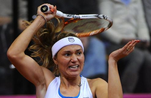 Майами (WTA). Бондаренко переиграла Радваньску Украинская теннисистка пробилась во второй раунд престижного турнира в Майами.