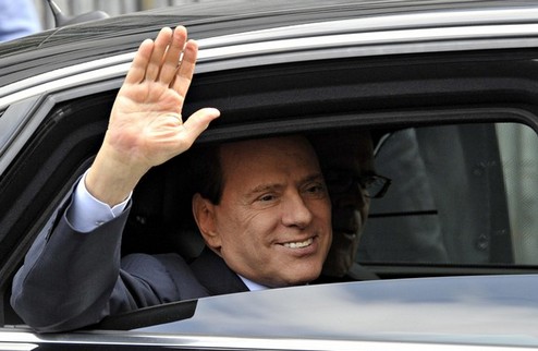 Официально: Берлускони — президент Милана Сильвио вернулся в клуб.
