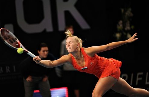 Копенгаген (WTA). Очередной триумф Возняцки Стартовали матчи 1/4 финала на турнире в Дании.
