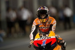 MotoGP. Стоунер: "Надеюсь, что боли в руке не повторятся в Хересе" Кейси вспомнил о первом Гран-при сезона, в котором ему помешали победить сильнейшие б...