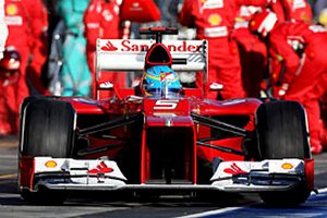 Формула-1. Алонсо: "Феррари — почти идеальная команда" Фернандо утверждает, что Скудерия преуспевает во всем, кроме как построение быстрого болида.