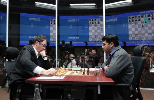 Шахматы. Гельфанд переиграл Ананда  В матче на первенство мира состоялась первая результативная партия.