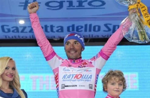 Джиро д'Италия. Родригес выиграл в Кортина д'Ампеццо Испанец Хоакин Родригес (Испания - Катюша) выиграл увлекательнейший семнадцатый этап супермногоднев...