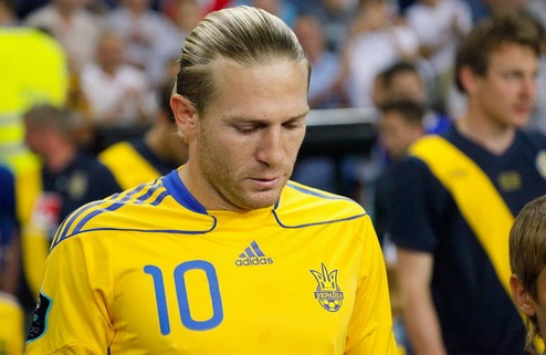 Воронин: "За Блохина сборная будет биться" Нападающий сборной Украины уверен, что Олег Блохин должным образом настроит его команду на Евро-2012. 