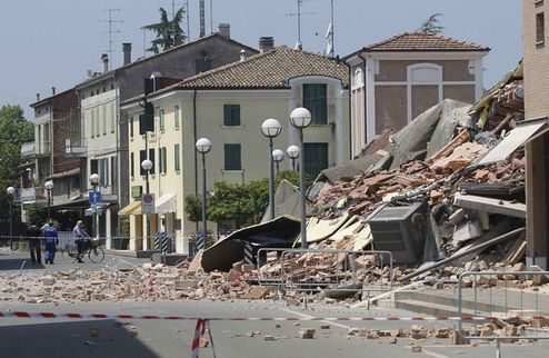 Матч Италия — Люксембург отменен из-за землетрясения Скуадра Адзурра вынуждена отказаться от игры.