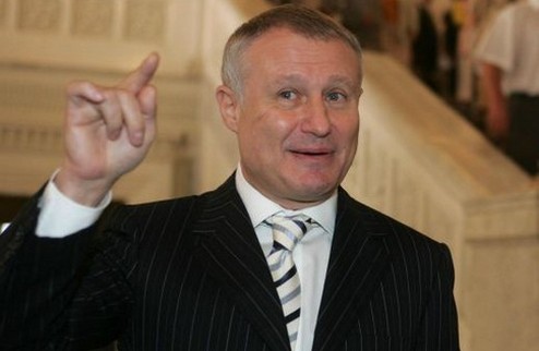 Григорий Суркис покинет пост президента ФФУ Нынешний президент ФФУ не будет баллотироваться на новый срок. 