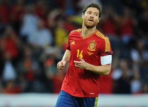 Хаби Алонсо: "Планка поднята на серьезную высоту" Хавбек Реала считает, что общественность оказывает огромное давление на сборную Испании на Евро-2012.