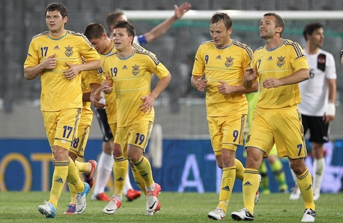 Украина — Турция. Превью Сегодня национальная сборная Украины проведет последний контрольный матч перед Евро-2012.