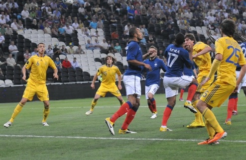 Украина — Франция. Превью После успешного первого поединка сборная Украины постарается развить успех в матче с Францией.