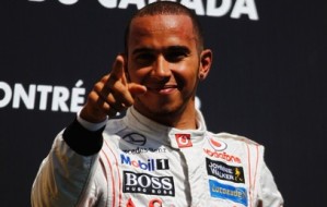 Формула-1. Хэмилтон нацелен мощно провести Гран-при Европы В прошлом сезоне пилот Макларен завершил гонку в Валенсии на четвертом месте.
