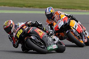 MotoGP. Баутиста: "Я старался не делать ошибок" Альваро прокомментировал свое четвертое место по итогам Гран-при Великобритании.