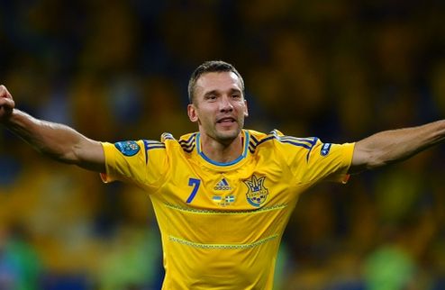 Шевченко официально попрощался со сборной Легендарный форвард больше не сыграет в форме национальной команды в официальных матчах.
