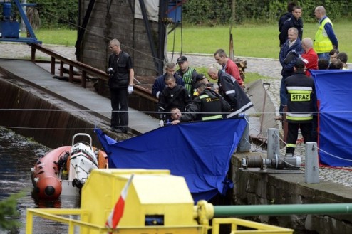 В Польше найден мертвый ирландский фанат Полиция достала тело из реки Брда в городе Быдгощ.
