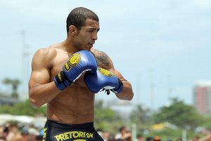 Хосе Альдо вернется в октябре Чемпион UFC в полулегкой весовой категории надеется провести еще один бой в этом году.