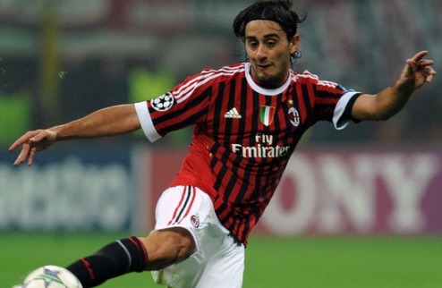 Милану нужен Аквилани Итальянский полузащитник Ливерпуля может продолжить карьеру на Сан Сиро.
