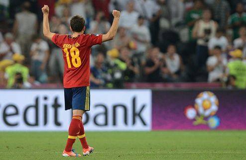 Альба: "С португальцами придется тяжело" Защитник сборной Испании Хорди Альба прокомментировал исход матча против сборной Франции (2:0).
