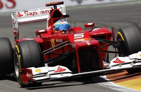 Формула-1. Фантастический прорыв и победа Алонсо, подиум Шумахера Фернандо отпраздновал победу в родной Испании.