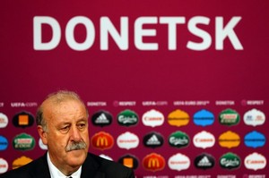 Дель Боске: "В защите мы действовали великолепно" Главный тренер сборной Испании поблагодарил своих игроков за выход в финал Евро-2012.