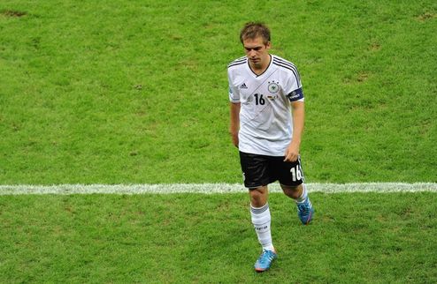 Лам: "Мы сделали несколько глупых ошибок" Капитан сборной Германии Филипп Лам прокомментировал неудачу своей команды в матче против сборной Италии (1:2)...