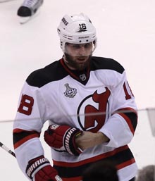 НХЛ. Нью-Джерси переподписывает группу игроков Сразу несколько хоккеистов заключили новые контракты с Дьяволами.